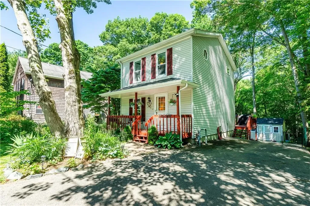 50 Lakeview Avenue Lincoln RI 02865