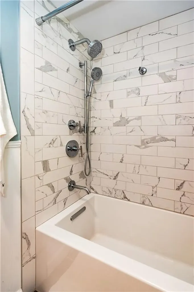 50 Lakeview Avenue Lincoln RI 02865