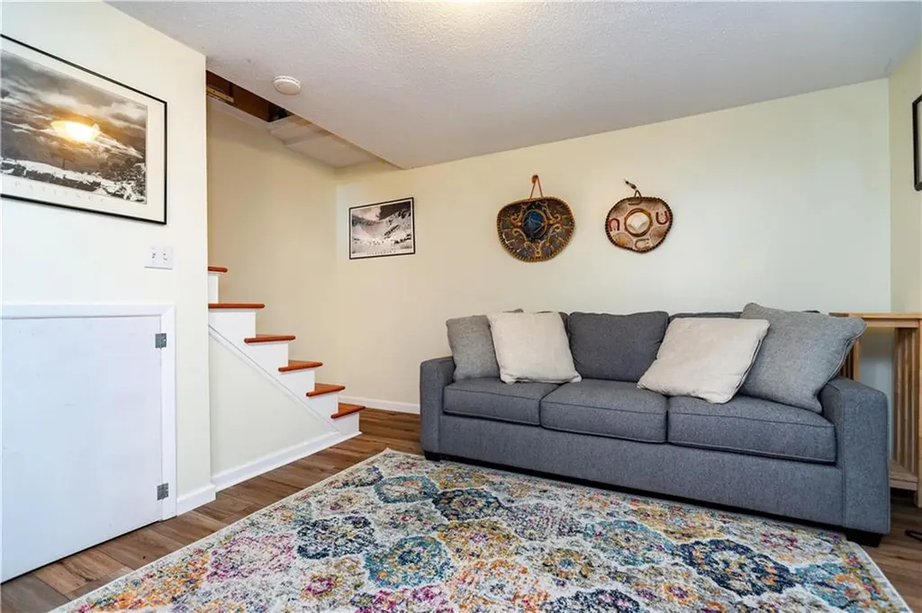 50 Lakeview Avenue Lincoln RI 02865