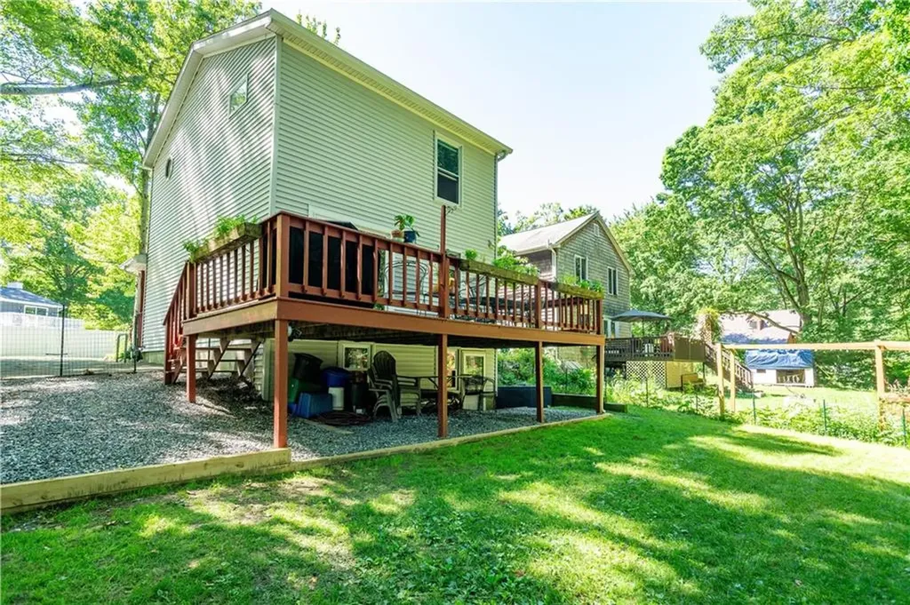 50 Lakeview Avenue Lincoln RI 02865
