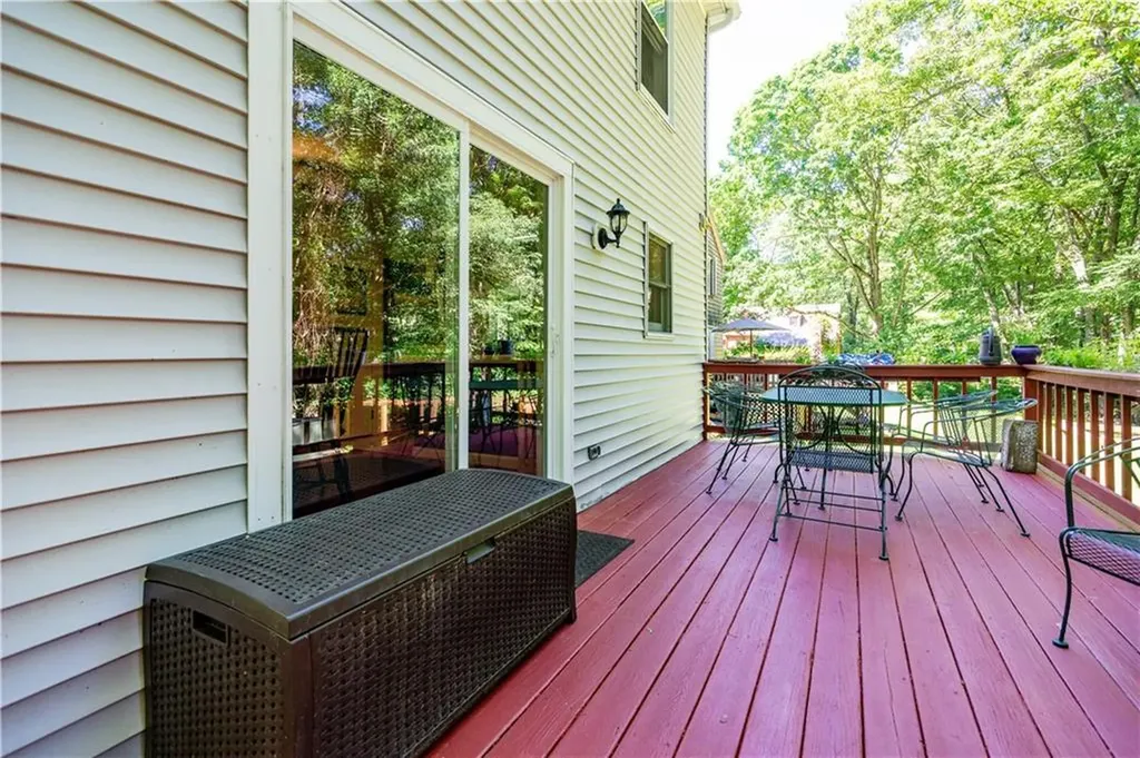 50 Lakeview Avenue Lincoln RI 02865