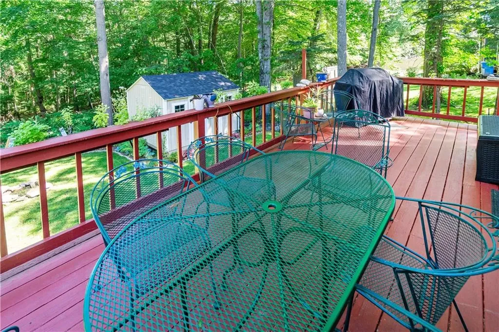 50 Lakeview Avenue Lincoln RI 02865