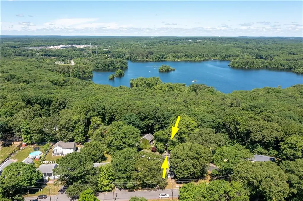 50 Lakeview Avenue Lincoln RI 02865