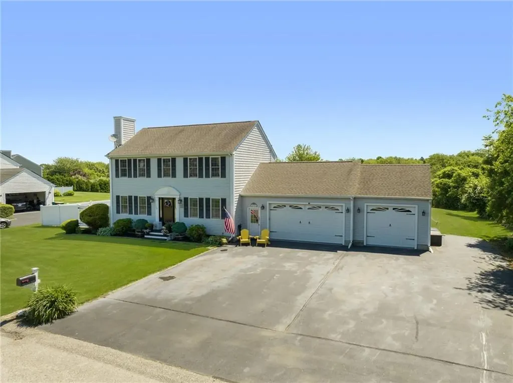 158 Soares Drive Portsmouth RI 02871