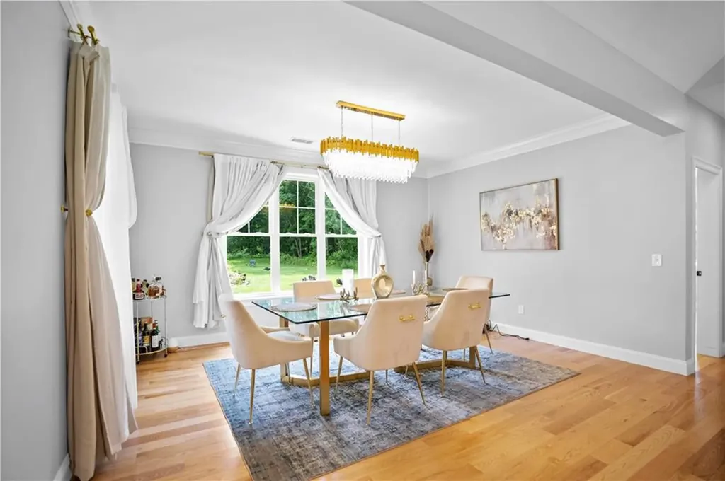 16 Woodward Road Lincoln RI 02865