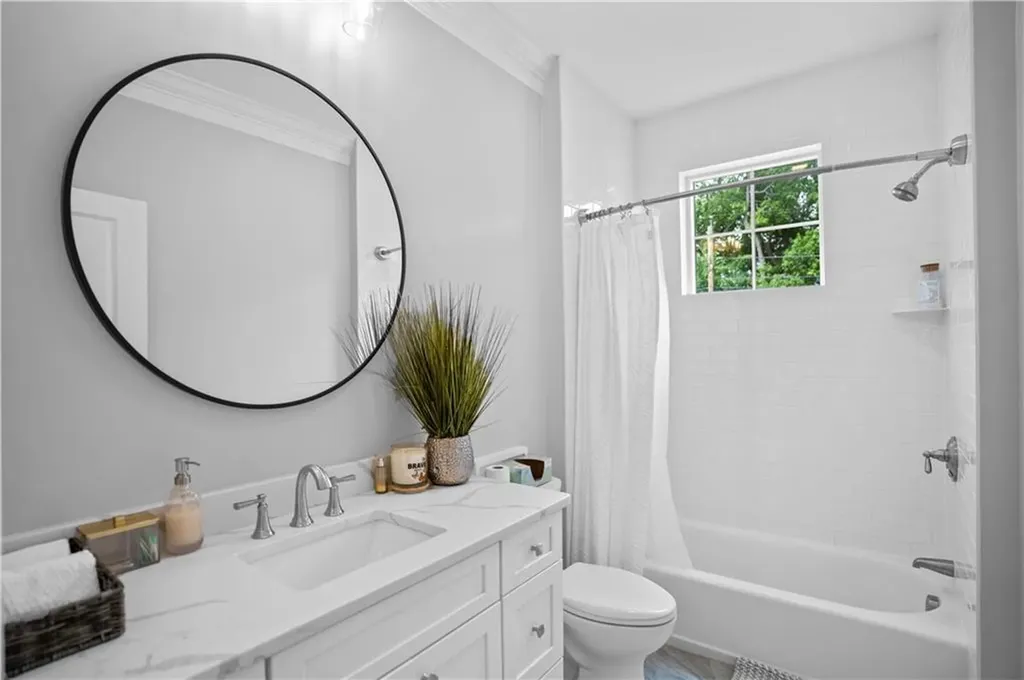 16 Woodward Road Lincoln RI 02865