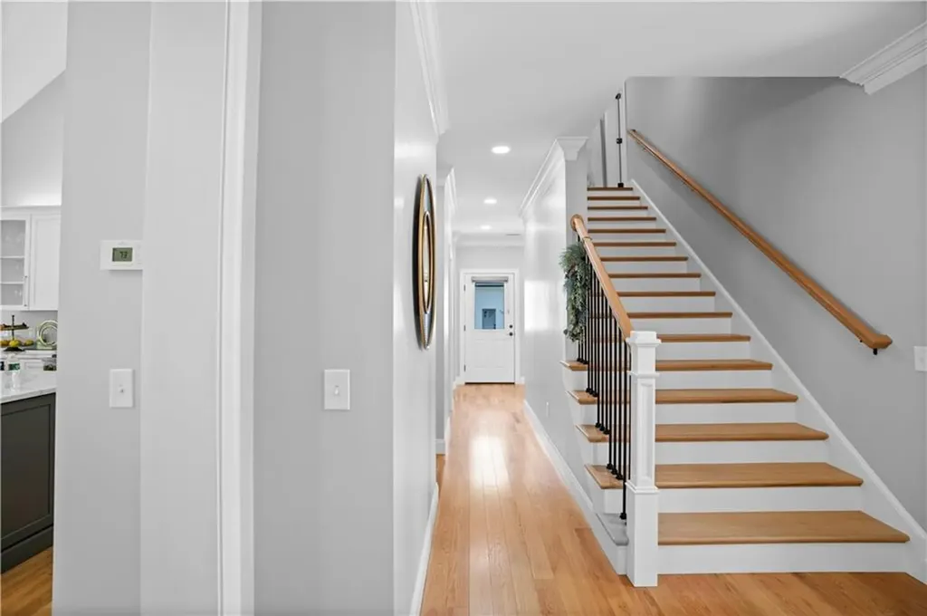 16 Woodward Road Lincoln RI 02865