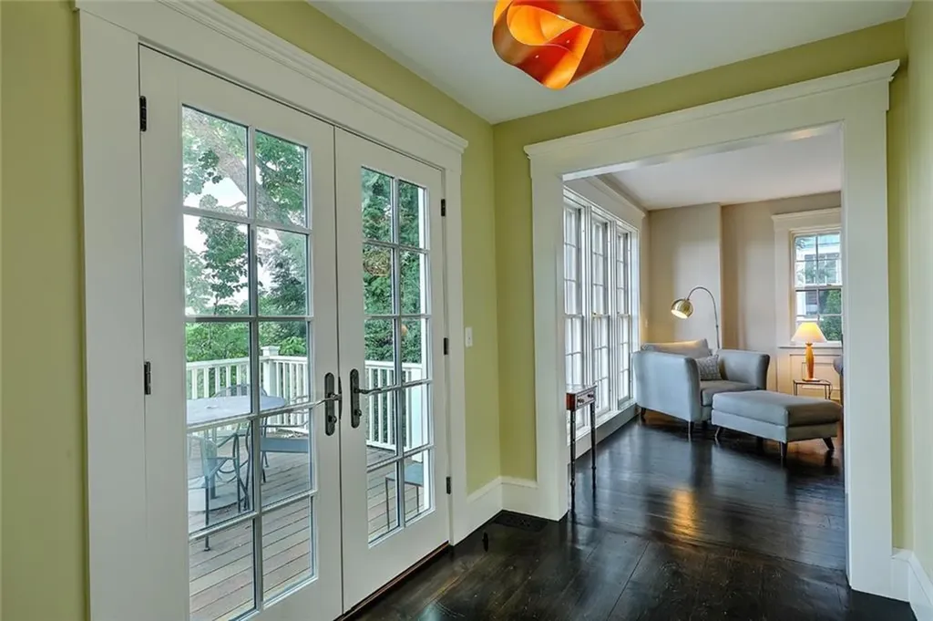 120 Congdon Street Providence RI 02906