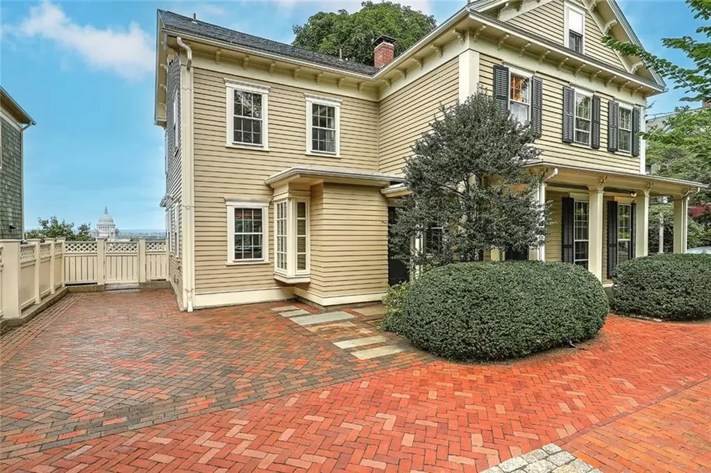 120 Congdon Street Providence RI 02906