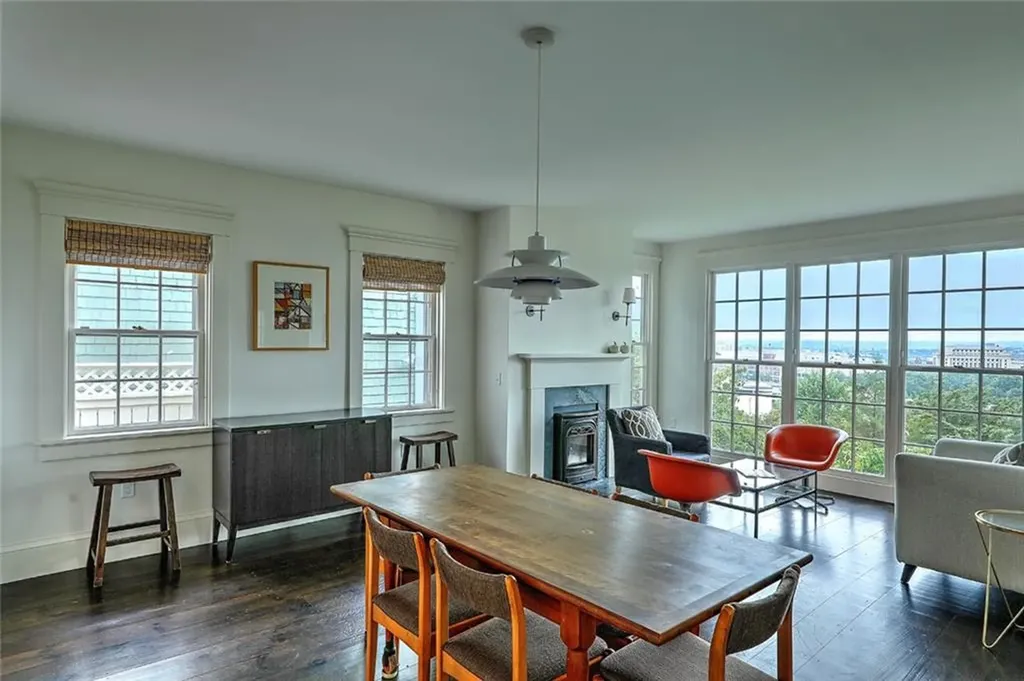 120 Congdon Street Providence RI 02906