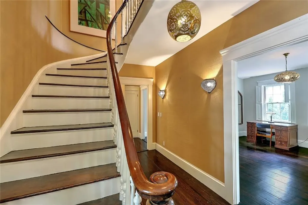 120 Congdon Street Providence RI 02906