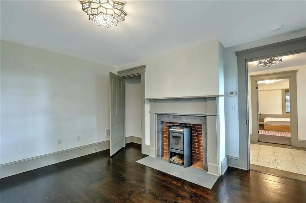 120 Congdon Street Providence RI 02906
