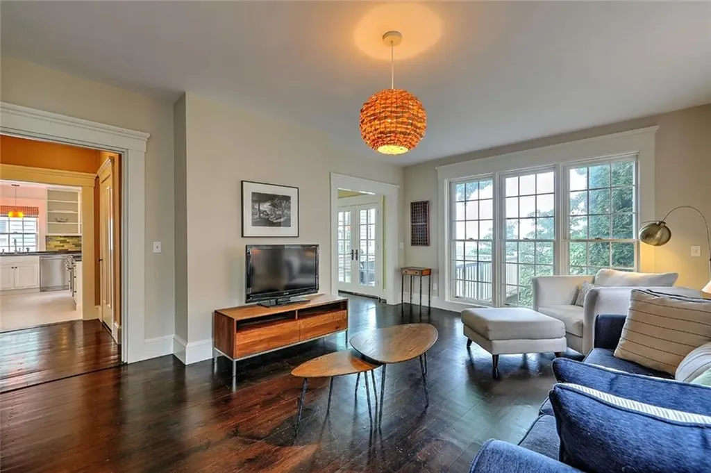 120 Congdon Street Providence RI 02906