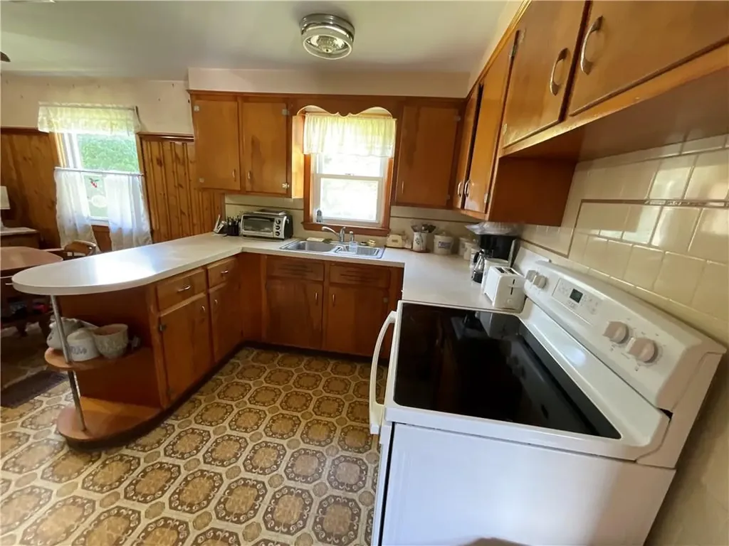 65 Hazard Street Coventry RI 02816