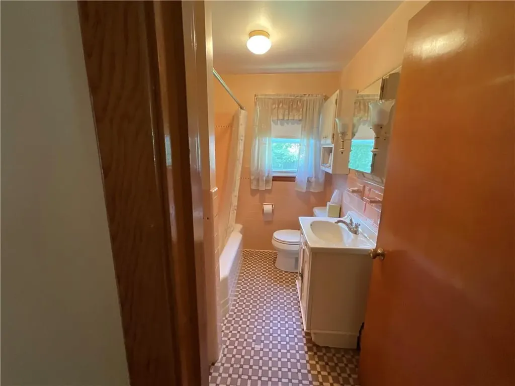 65 Hazard Street Coventry RI 02816