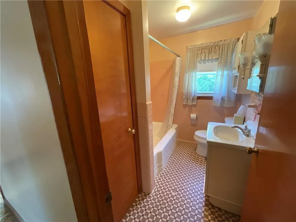 65 Hazard Street Coventry RI 02816