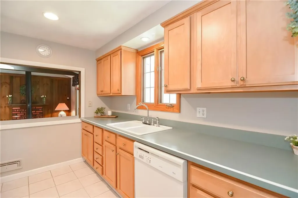 61 Sleepy Hollow Drive Cumberland RI 02864