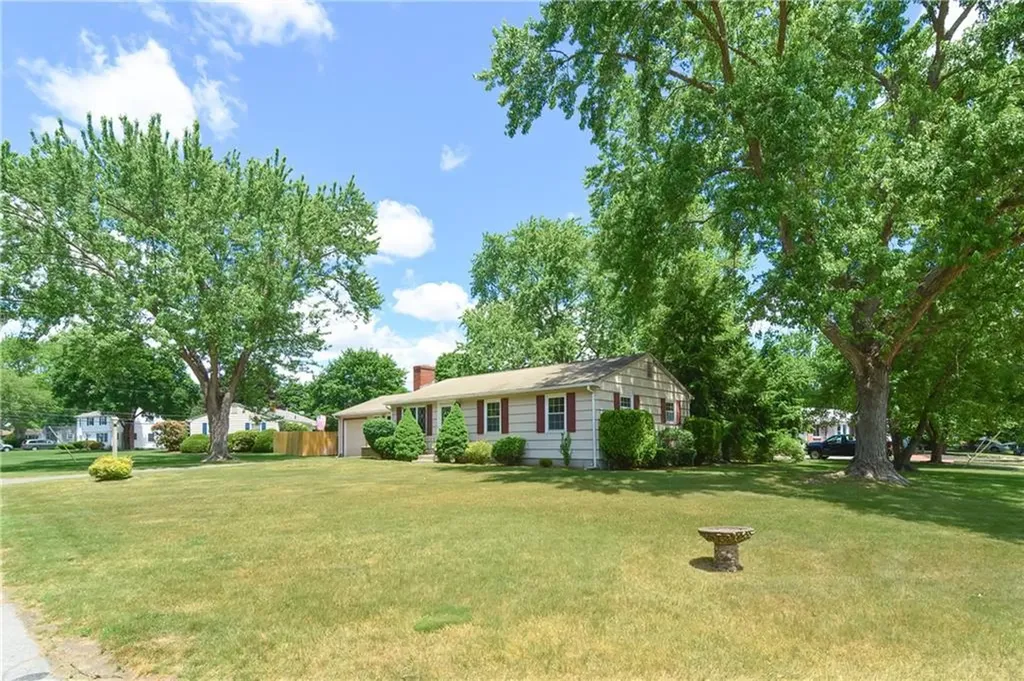 61 Sleepy Hollow Drive Cumberland RI 02864