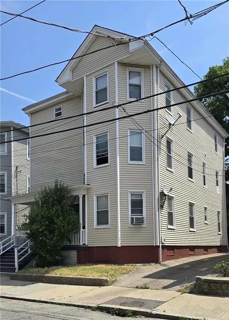 69 71 Ayrault Street Providence RI 02908