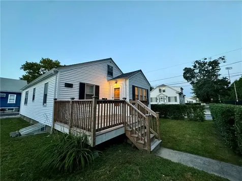 21 Sandringham Avenue Providence RI 02908