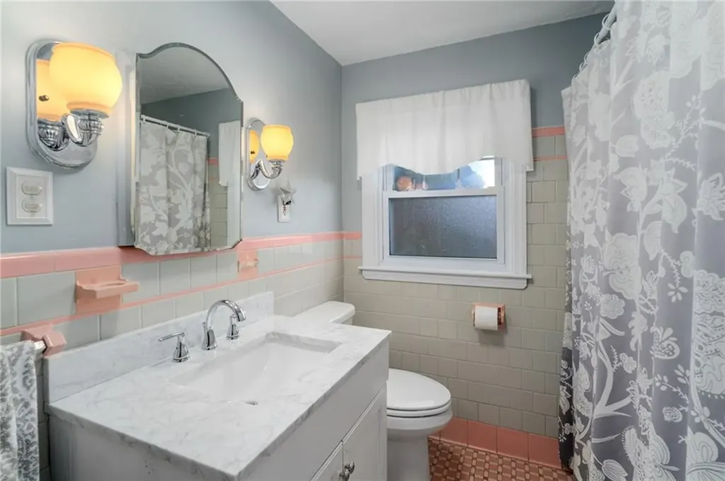 160 Campbell Street Pawtucket RI 02861