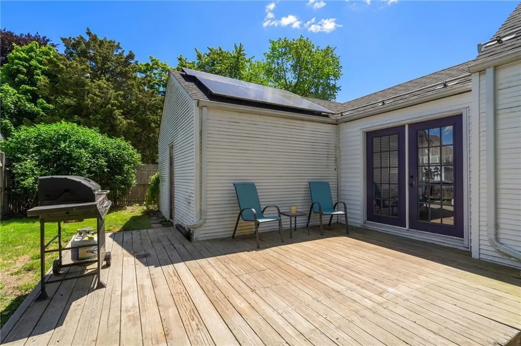 160 Campbell Street Pawtucket RI 02861