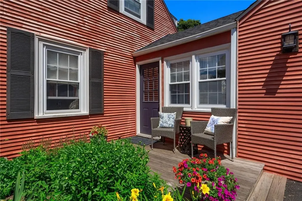 160 Campbell Street Pawtucket RI 02861