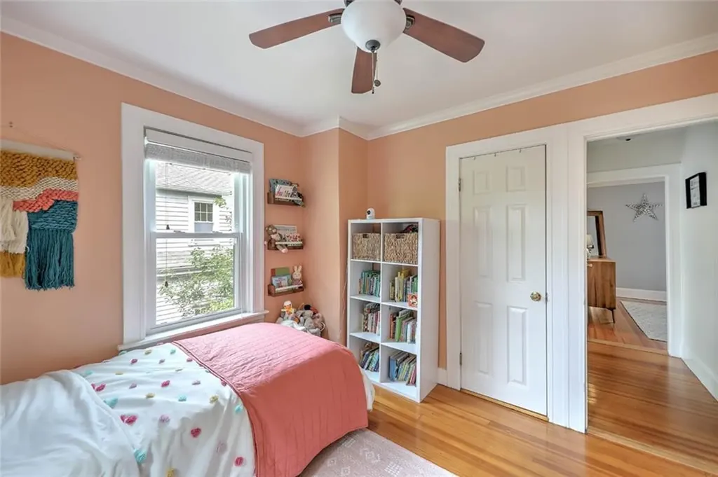15 Woodbury Street Providence RI 02906