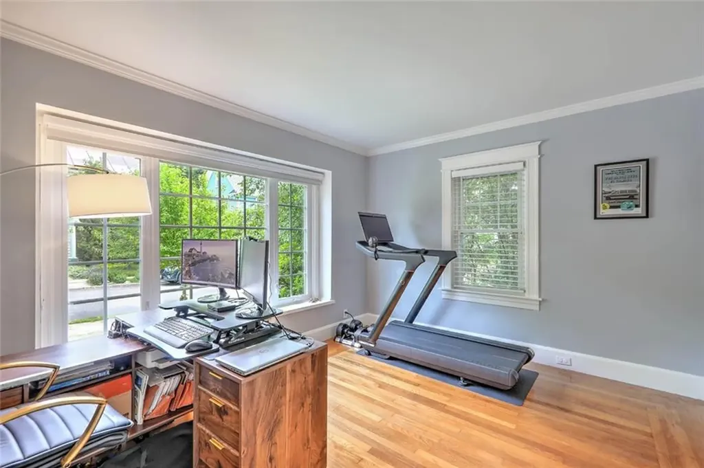 15 Woodbury Street Providence RI 02906