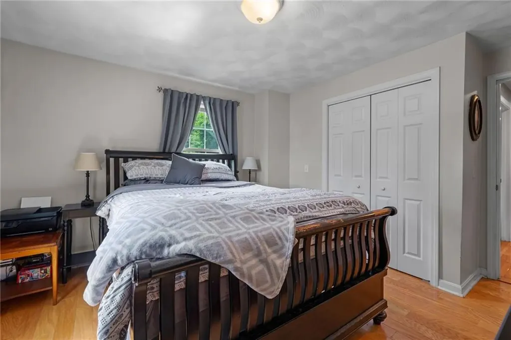 10 Reservoir Road Coventry RI 02816