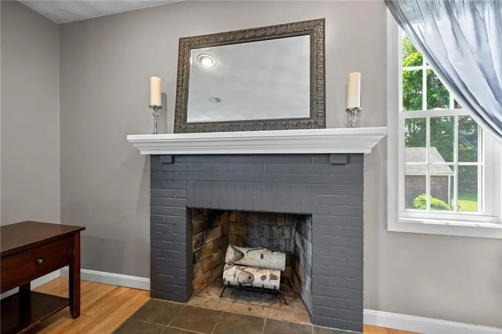10 Reservoir Road Coventry RI 02816