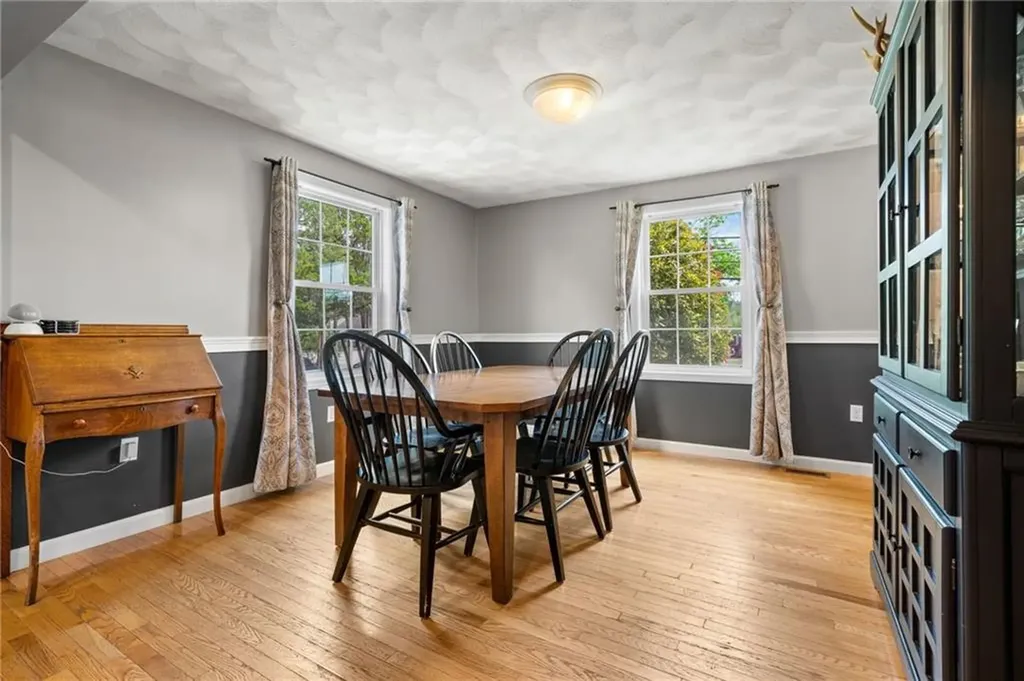 10 Reservoir Road Coventry RI 02816