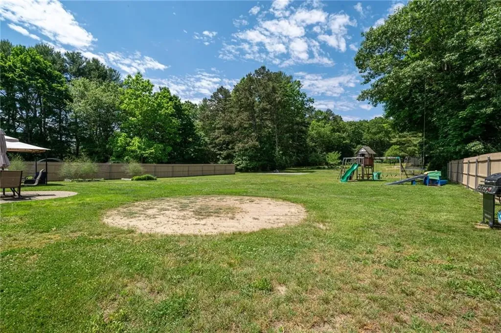 10 Reservoir Road Coventry RI 02816