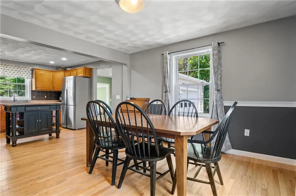 10 Reservoir Road Coventry RI 02816
