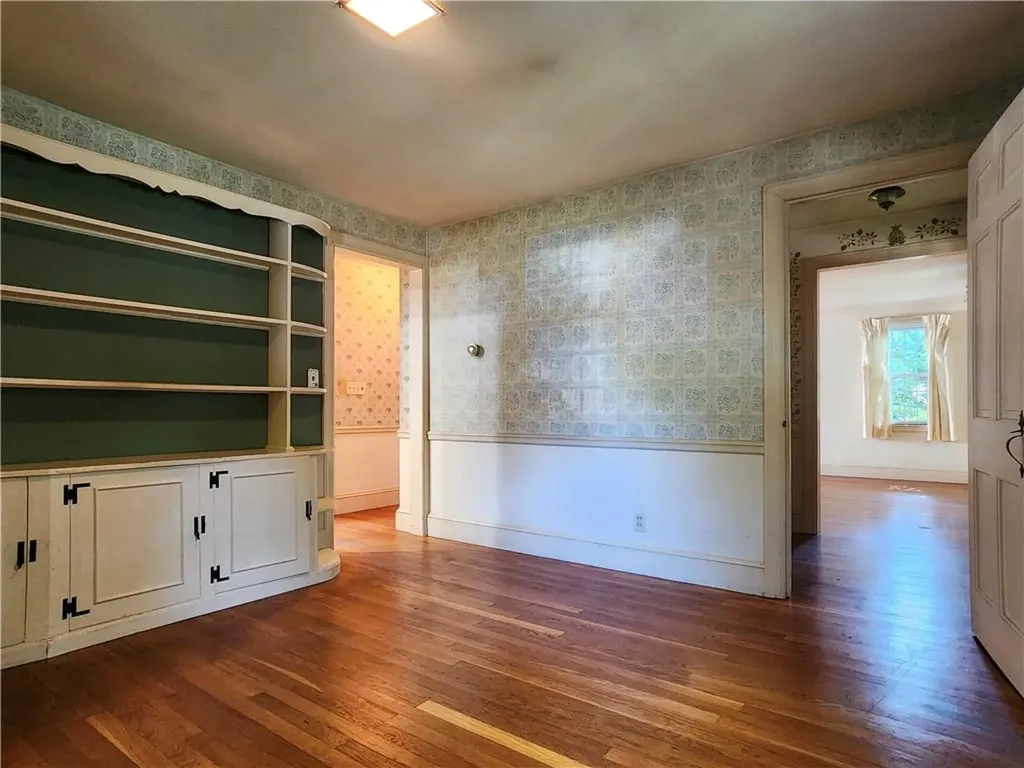 26 Redwood Avenue Pawtucket RI 02861