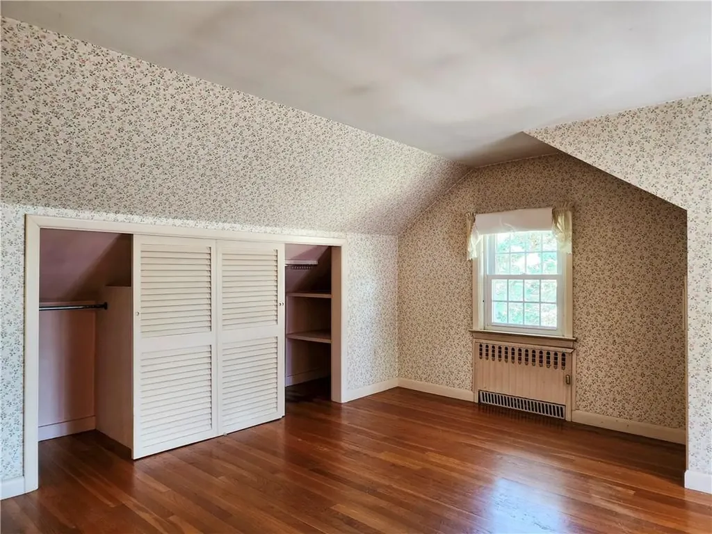 26 Redwood Avenue Pawtucket RI 02861