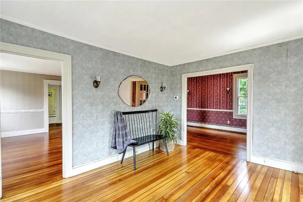 833 Main Street Warren RI 02885