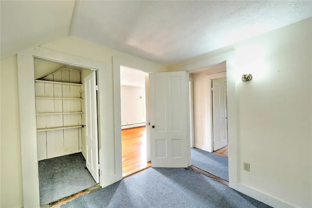 833 Main Street Warren RI 02885