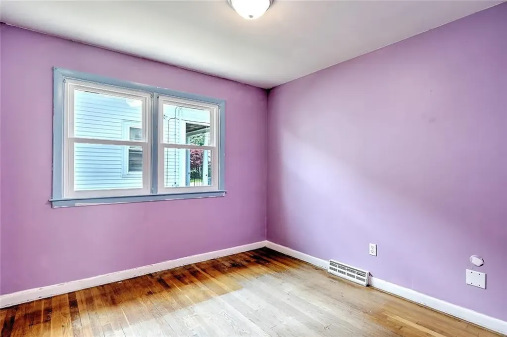 89 Enfield Avenue Providence RI 02908