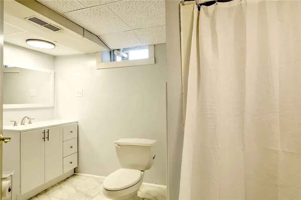 89 Enfield Avenue Providence RI 02908