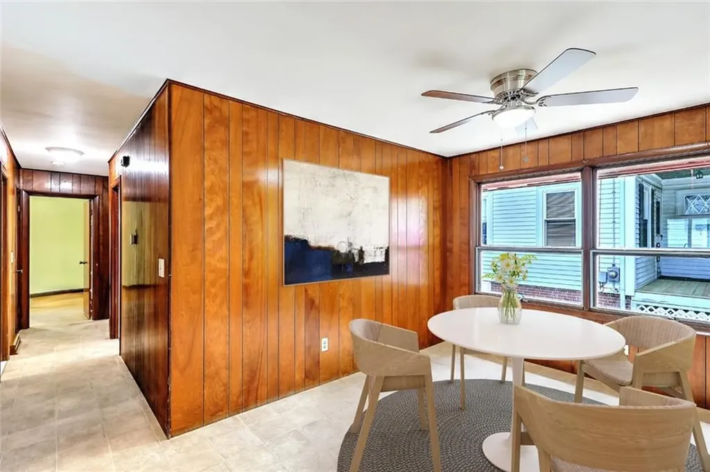 89 Enfield Avenue Providence RI 02908