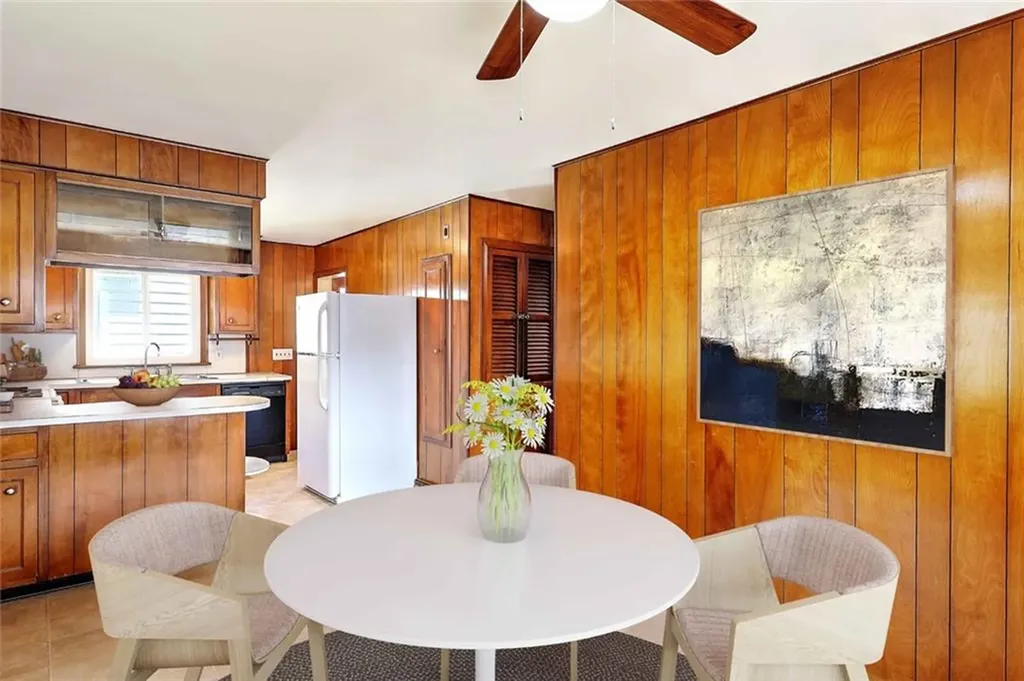 89 Enfield Avenue Providence RI 02908