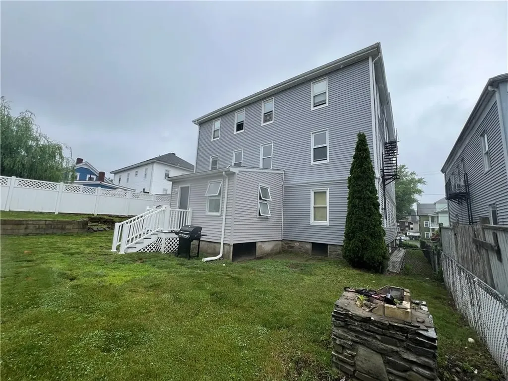 342 Olo Street Woonsocket RI 02895