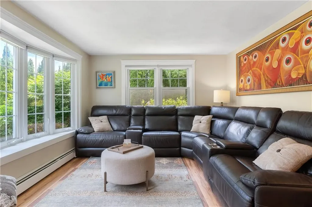 70 Harborview Drive Warwick RI 02889