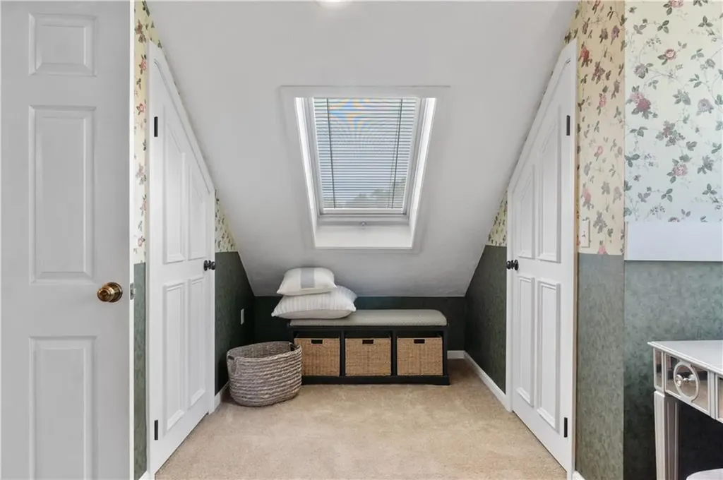 70 Harborview Drive Warwick RI 02889