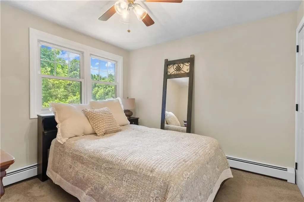 70 Harborview Drive Warwick RI 02889