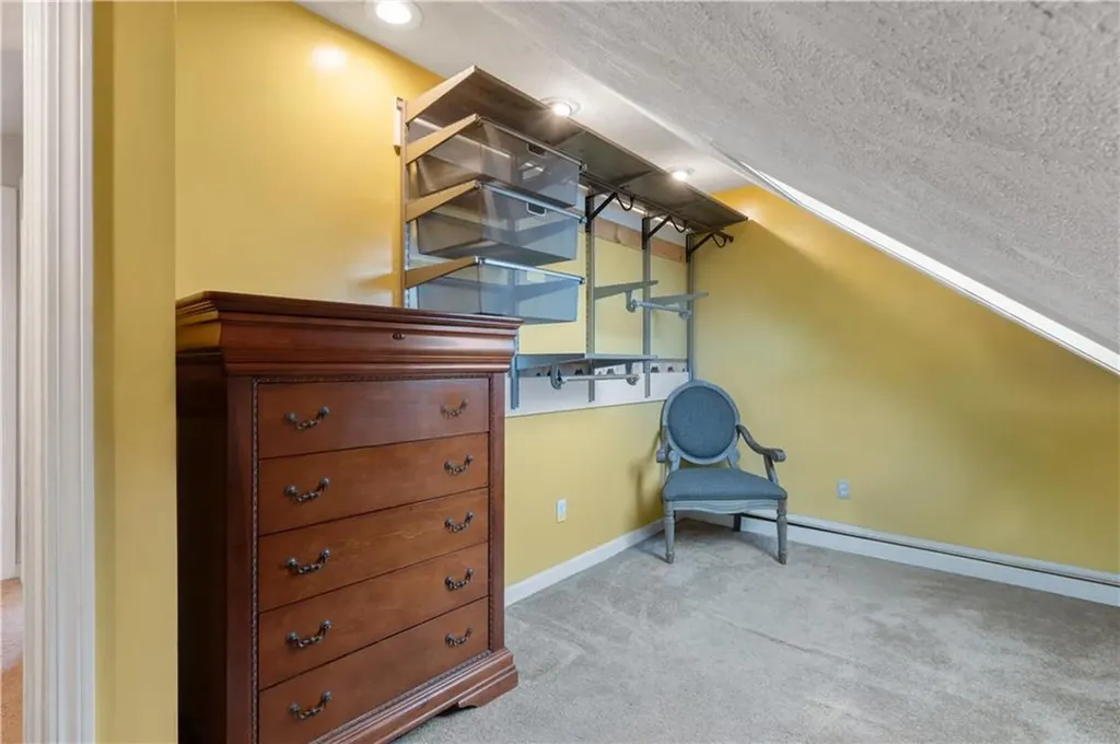 70 Harborview Drive Warwick RI 02889