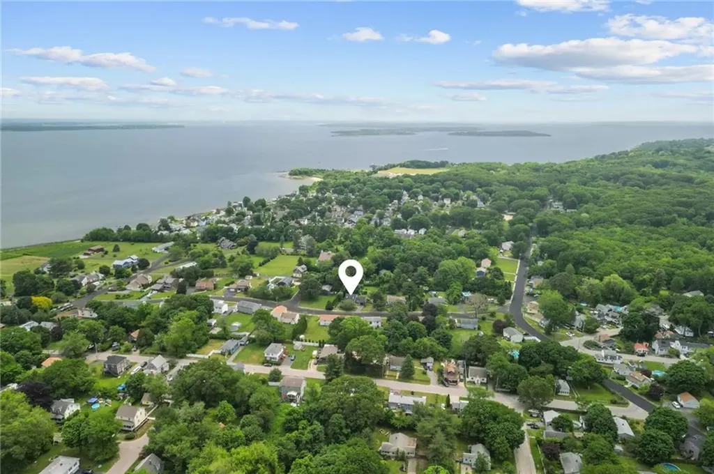 70 Harborview Drive Warwick RI 02889