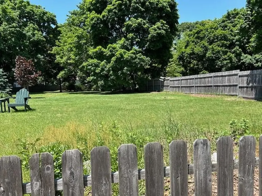 225 Spooner Avenue Warwick RI 02886