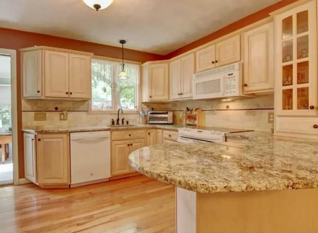 225 Spooner Avenue Warwick RI 02886